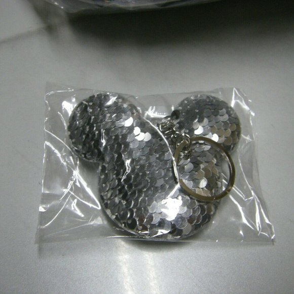 Disney Minnie Mouse Backpack Holographic Sequin - Picture 2 of 11